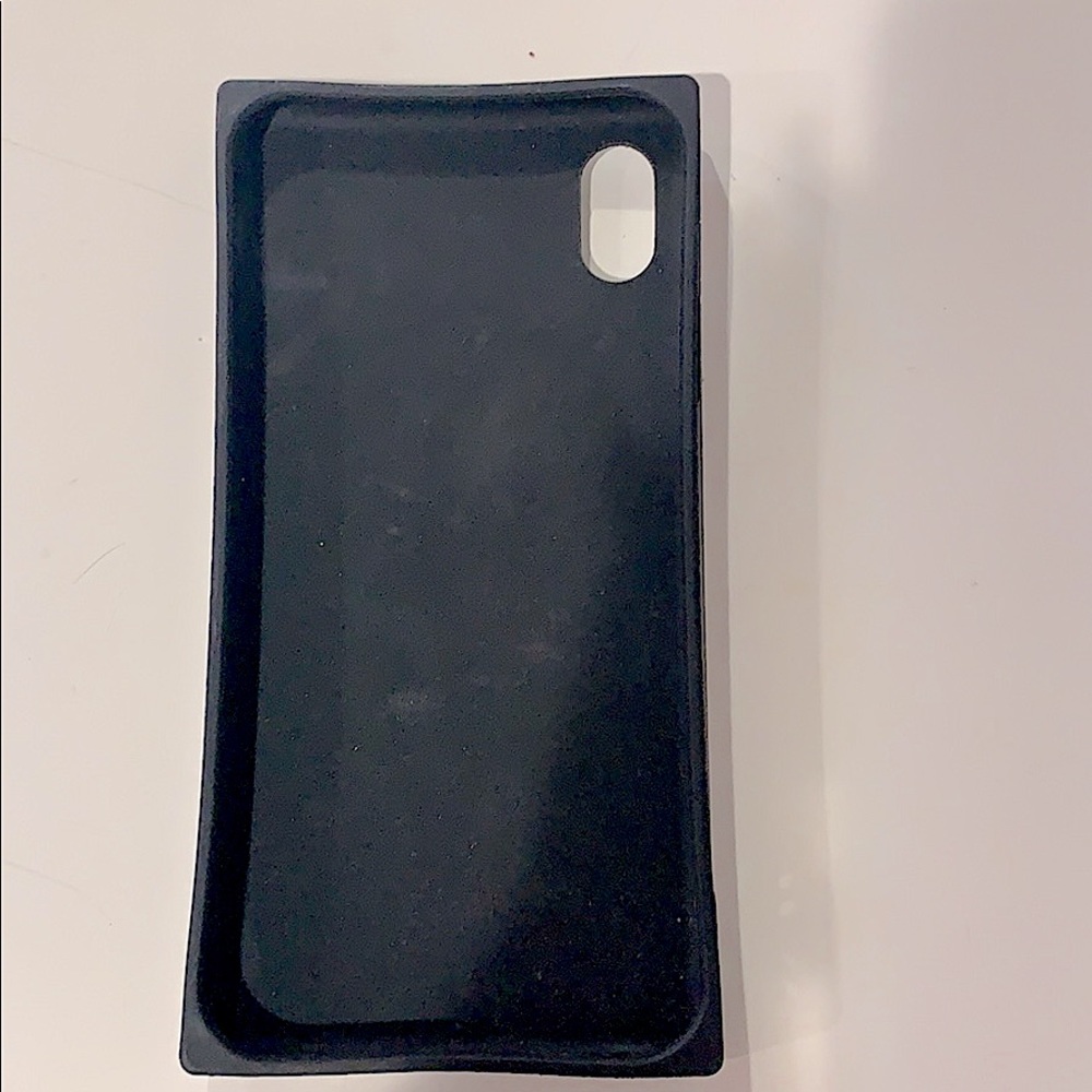 iPhone XR Marble Case - Picture 2 of 2